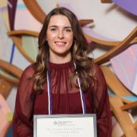 solo picture with award